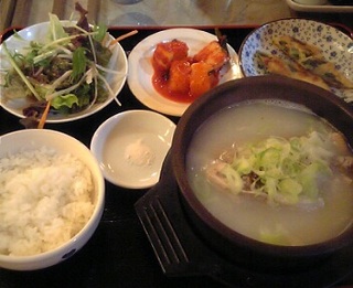 韓国家庭料理 百済の家／参鶏湯 半匹
