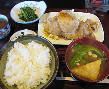 麦とろ 女川／豚ロース生姜焼定食