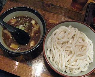 肉汁うどんと東松山かしら焼き へのかっぱ／カレーつけうどん 並盛