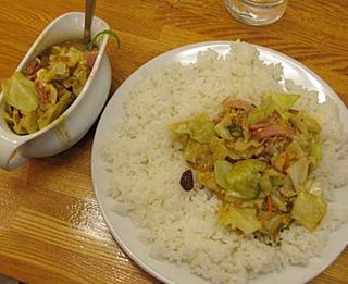 ベーコンエッグ野菜カレー／インド式カレー 夢民