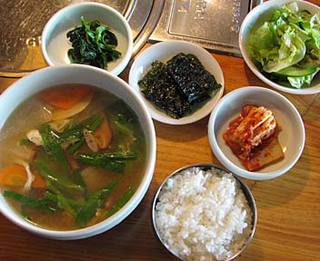 カルビクッパ／韓国家庭料理・焼肉 濟州道