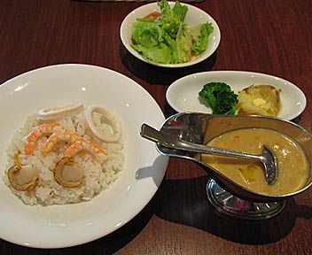 レストラン&カフェ 洋風旬菜びーさいど／B・side／シーフードホワイトカレー(Bランチ)