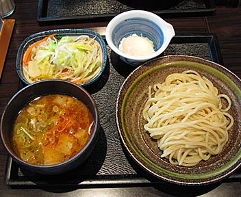 三ツ矢堂製麺　高田馬場店／たっぷり野菜つけ麺