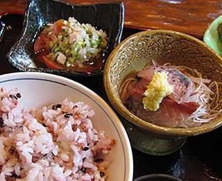 串衛／鶏肉照り焼き（日替わり定食）