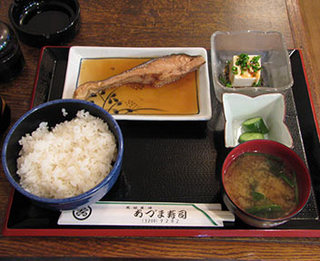 あづま寿司／煮魚定食 つぼ鯛