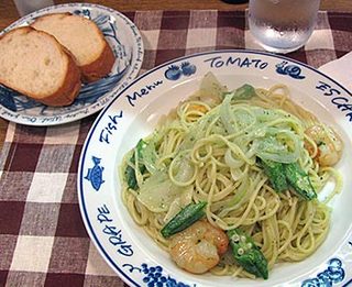 田舎料理・おにぎり 寿美／エビとオクラのバジルソースのスパゲッティ