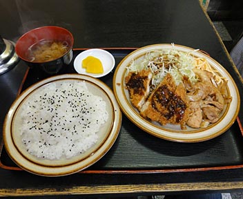 キッチン 南海　早稲田店／チキンカツと生姜焼き、パスタの盛り合わせ