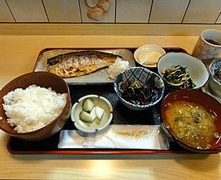福茶庵／鯖の塩焼き定食