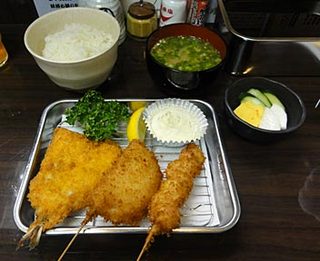 串かつ えいちゃん／ハムカツとアジフライ、紅生姜定食