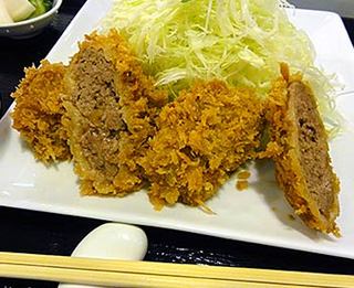 とんかつ・串揚げ 成蔵／Narikura／メンチかつ定食