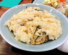 沖縄食堂 がちまや〜／黒豚シューマイ、ソーキ定食