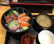 おすすめ海鮮丼（ねぎとろ・サーモン・漬けまぐろ）