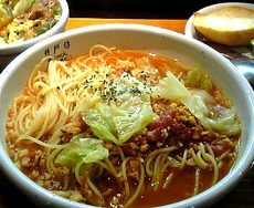 井戸坊／高原キャベツと真ダコと魚介ラグゥーのトマトスープスパゲッティ