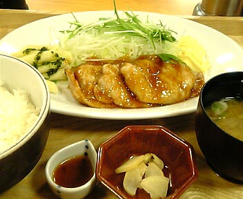 豚肉の生姜焼定食